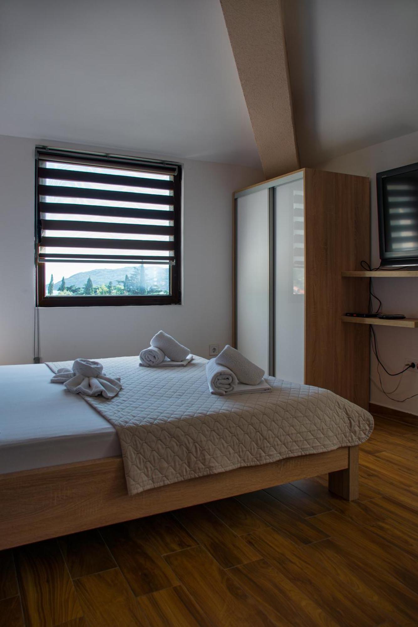 Villa Vojnic Budva Exterior photo